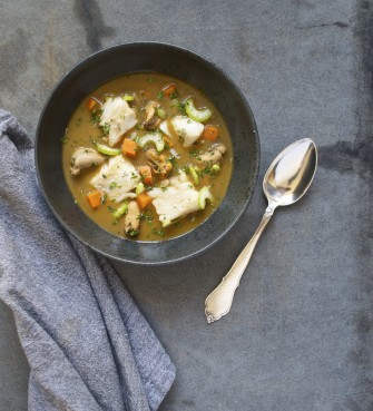 Provencalsk suppe med torsk og blåmuslinger